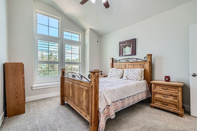Building Photo - 13224 N Salmon River Cir