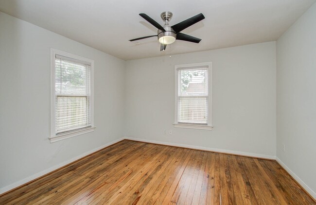 Building Photo - 4706 Fisk St