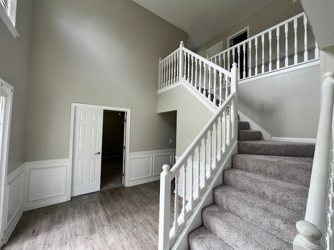 Building Photo - 448 Canoga Ct