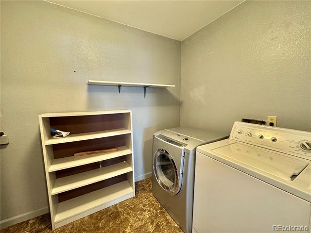 Building Photo - 7756 Silverweed Way
