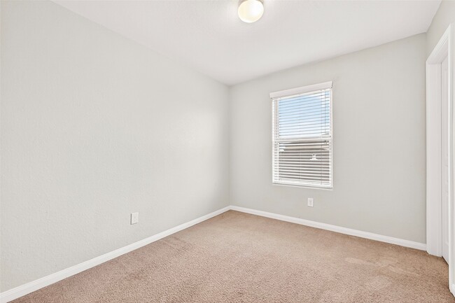 Building Photo - 831 Coffee Mill Creek Ln