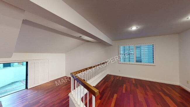 Building Photo - Beautiful 2-Bedroom, 2.5-Bathroom Townhome...