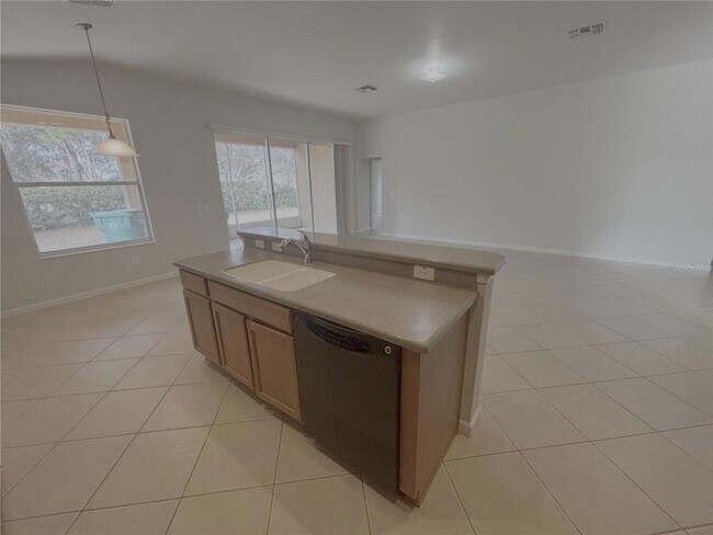 Building Photo - 4194 SW 47th Ct