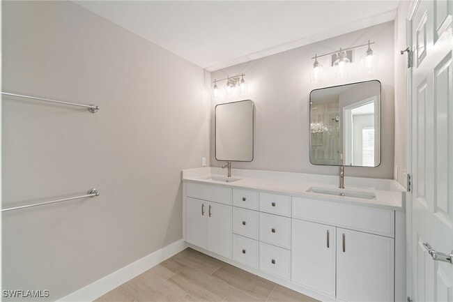 Building Photo - 16139 Ravina Way