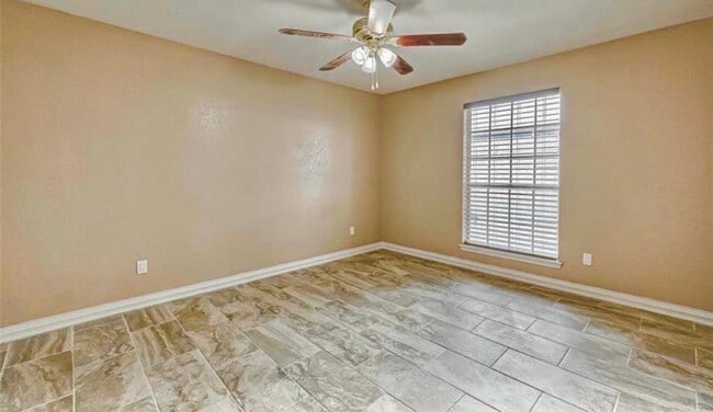 Building Photo - 6606 De Moss Dr