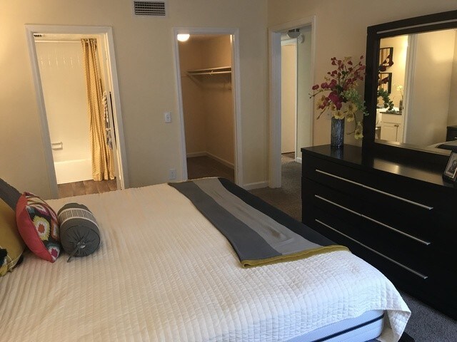 Building Photo - FB Lithonia, LLC