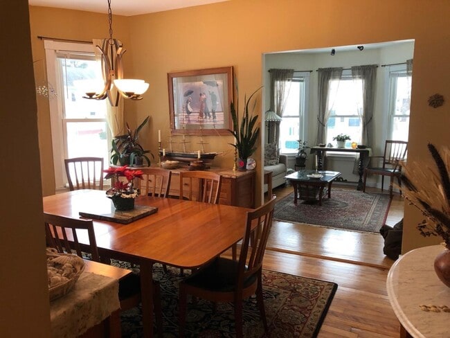 Dining room - 23 Savoy St