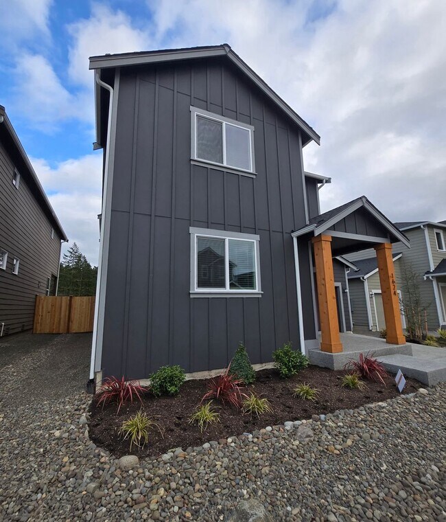 Building Photo - 3 Bed, 3.5 Bath in the New Madrona Ridge Neighborhood For Rent!