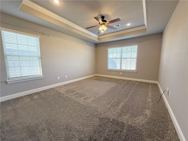 Building Photo - 3100 SW Wargate Ave