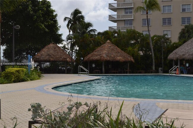 Building Photo - 2451 Brickell Ave