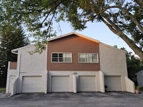 Building Photo - 2796 Curry Ford Rd