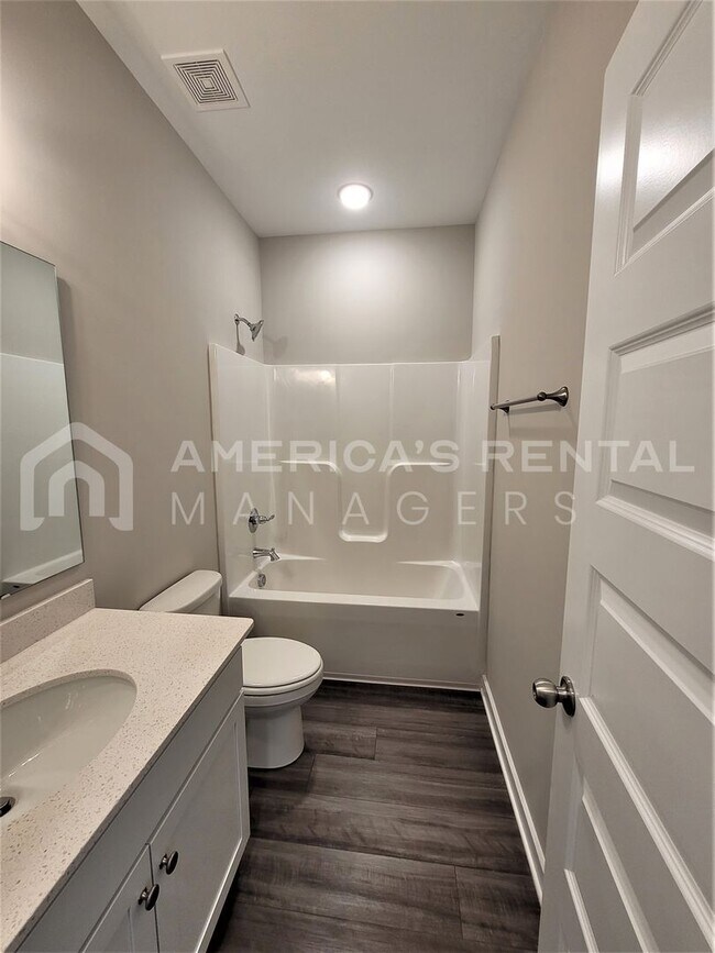 Building Photo - Home for Rent in Meridianville, AL!!! Avai...