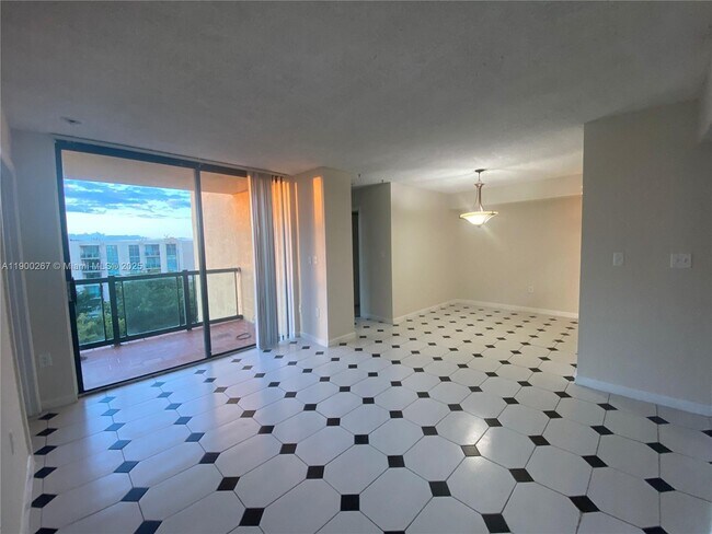 Building Photo - 11800 SW 18th St