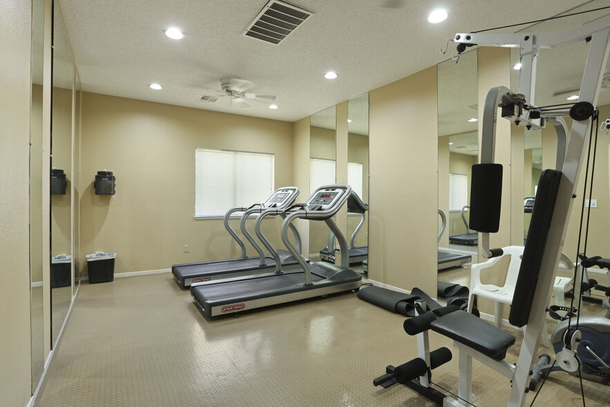 Workout Room - 3424 Vintage Dr