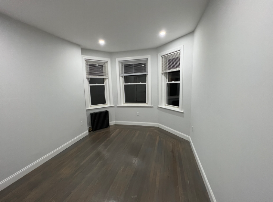 Building Photo - 111 Jersey St