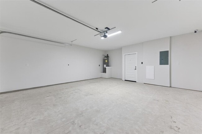 Building Photo - 9304 Felix Sparke Dr