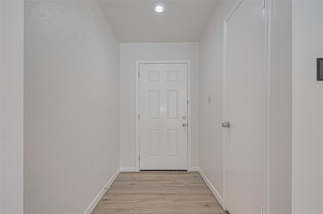 Building Photo - 1038 Red Rock Canyon Dr