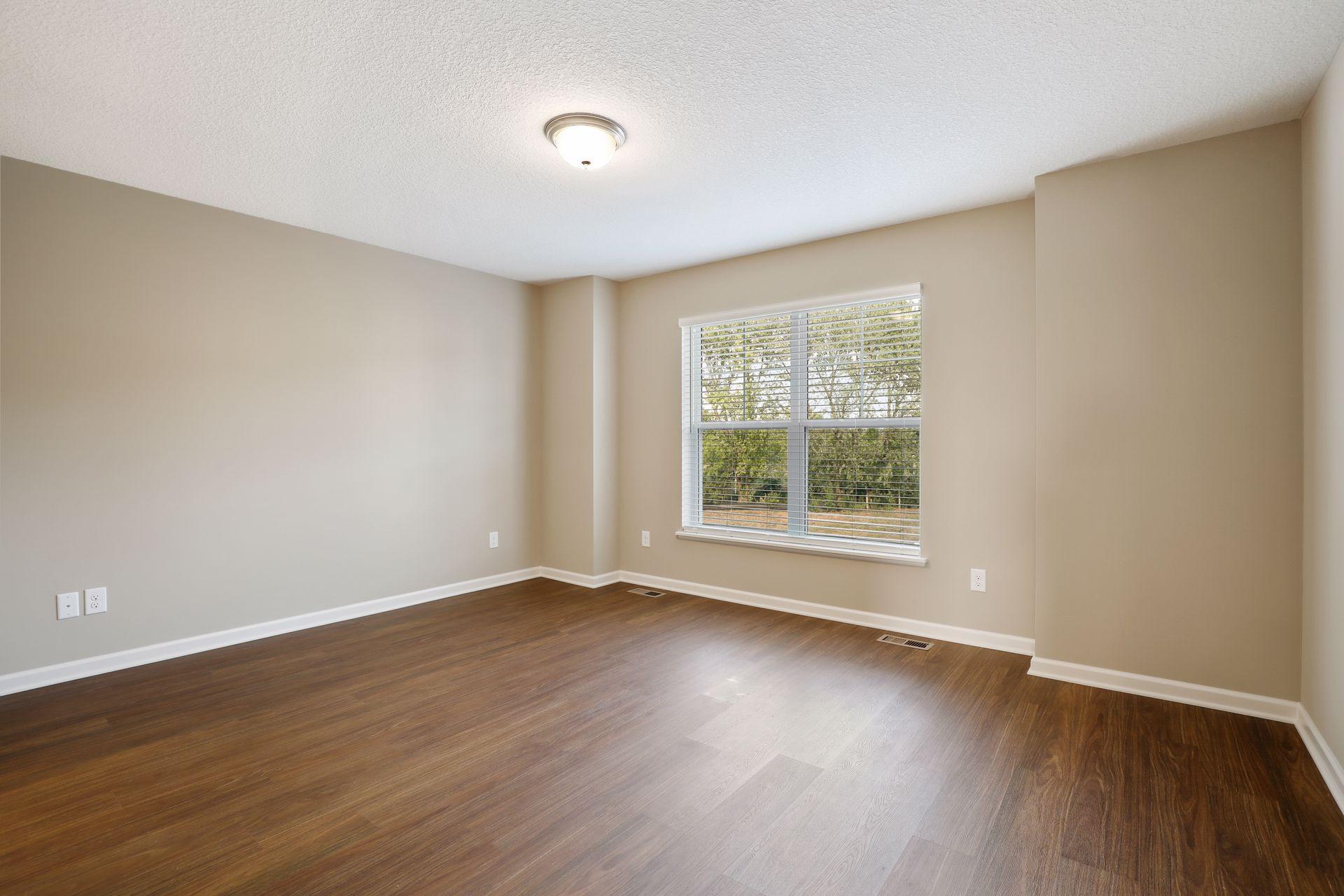 Building Photo - 6532 Joliet Ave S