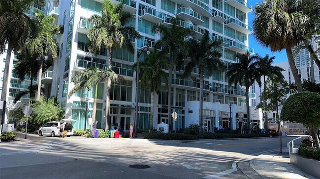 Building Photo - 41 SE 5th St