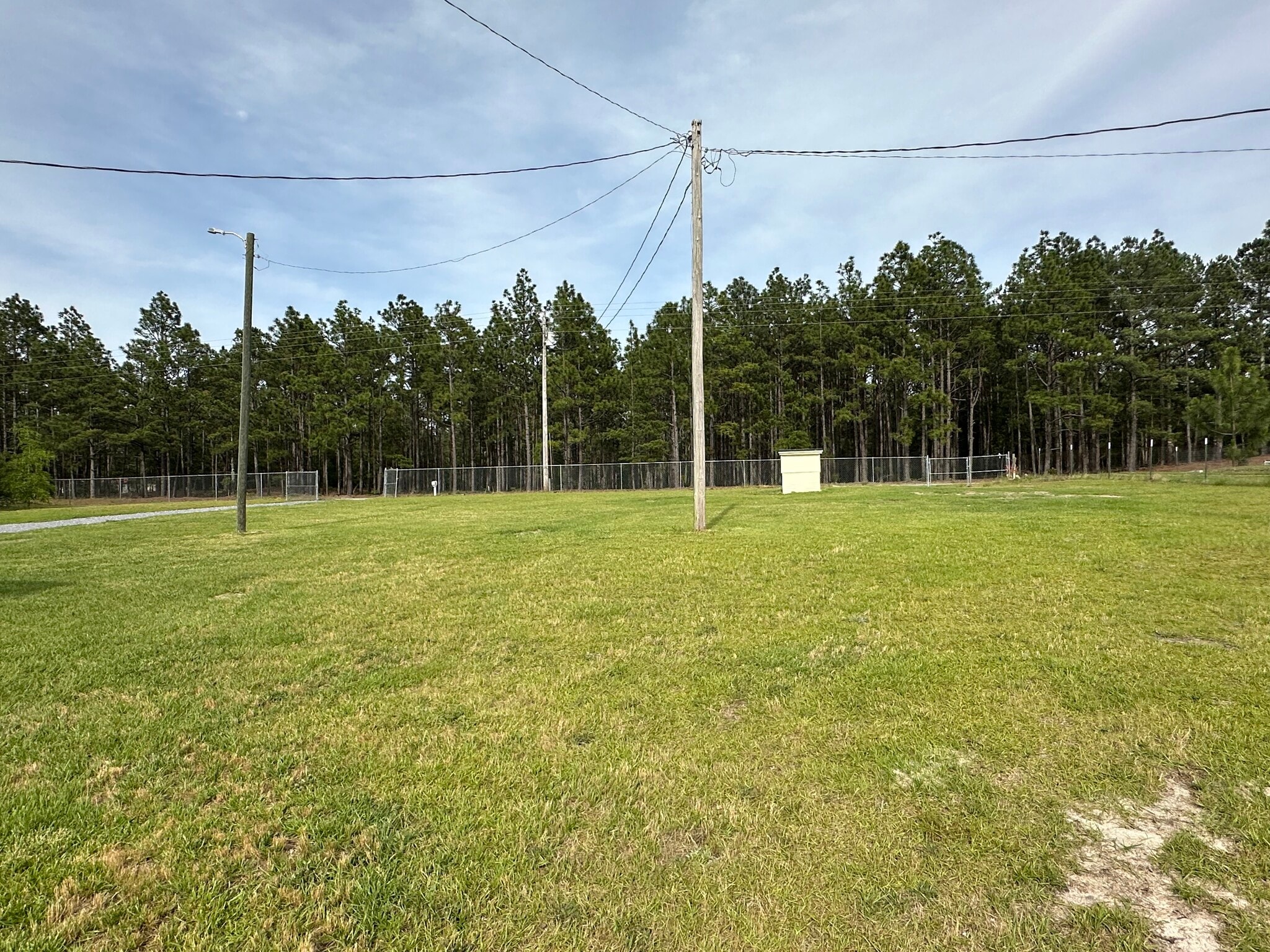 Building Photo - 1084 Windblow Rd