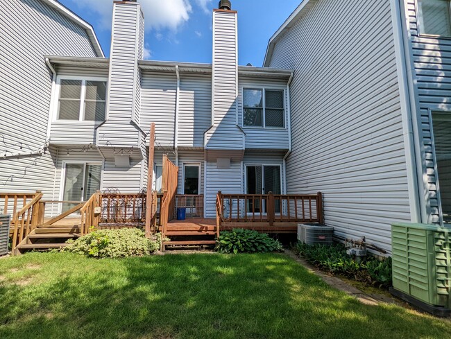 Building Photo - 219 Wethington Dr