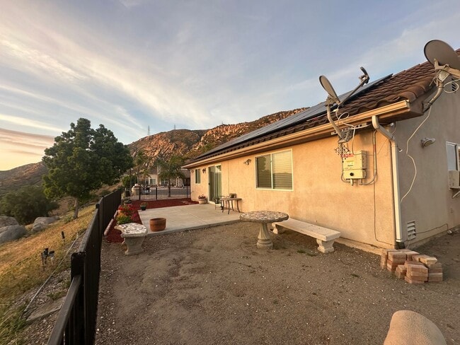 Building Photo - RARE Rental Opportunity – Private ADU with...
