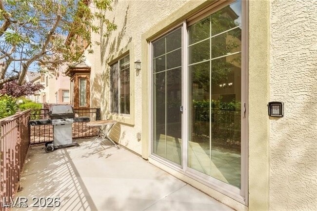 Building Photo - 9209 Dalmahoy Pl