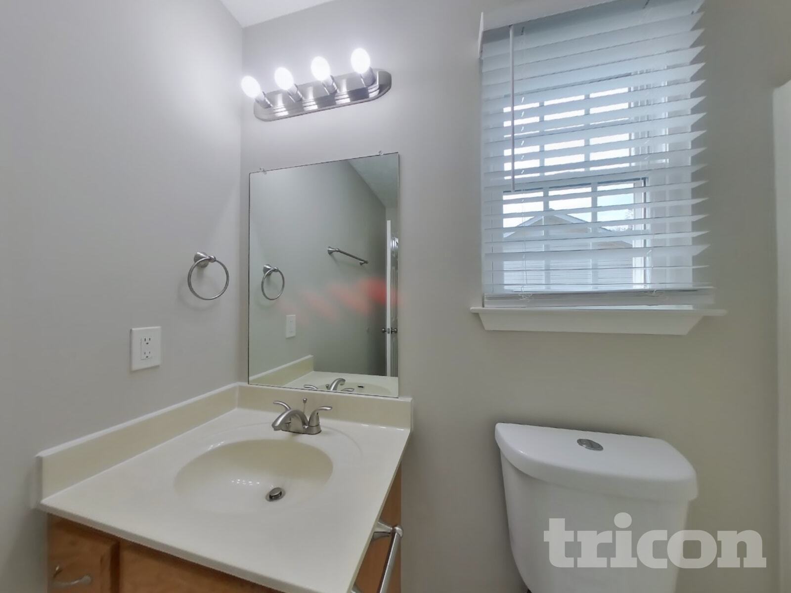 Building Photo - 712 Paige Ct