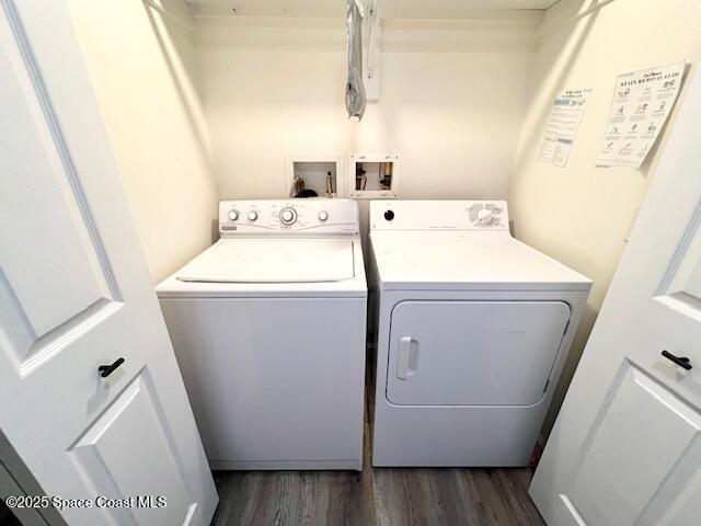 Building Photo - 102 Riverside Dr