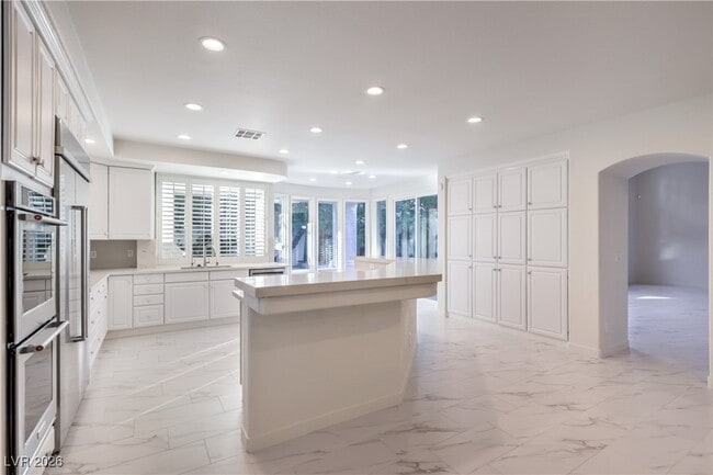 Building Photo - 1829 Dolce Dr