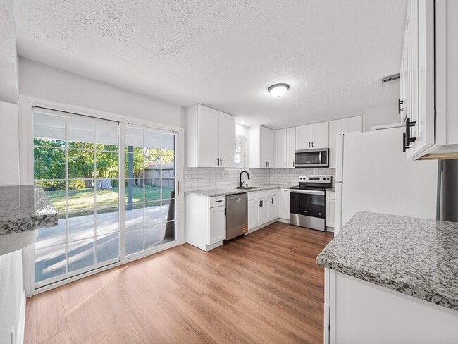 Building Photo - 11703 Hendon Ln