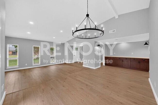 Building Photo - Renovated in Allen Ready to Be Your Home