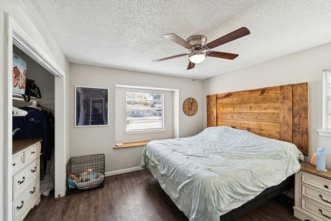 Building Photo - 330 S 164th E Pl