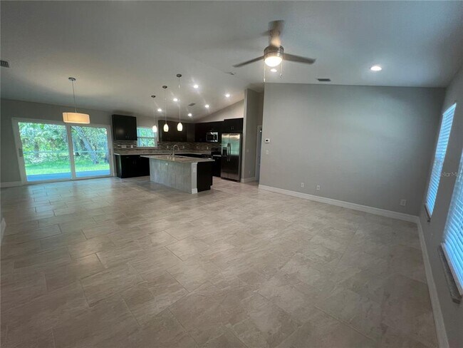Building Photo - 4895 Las Almanos Ave