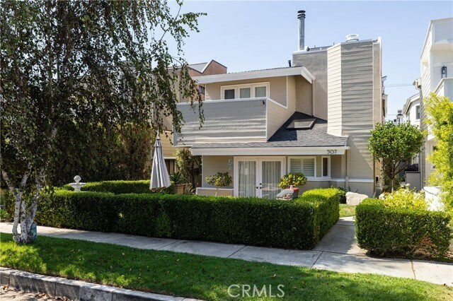 Primary Photo - 507 Narcissus Ave