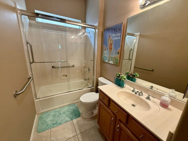 Building Photo - Home in the desirable Del Webb Community