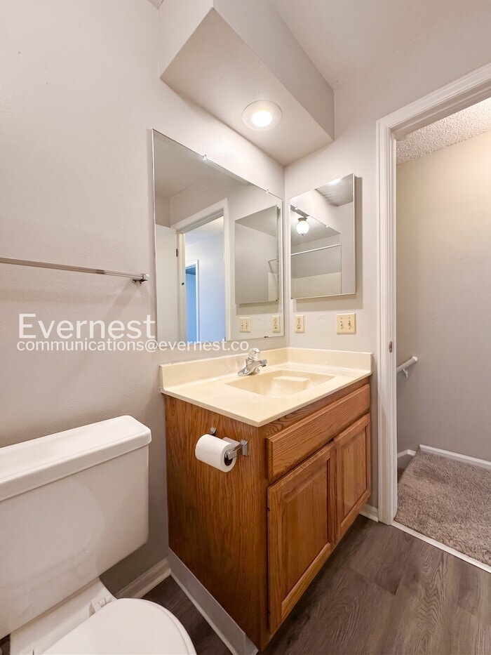 Building Photo - 9695 W 81st Ave