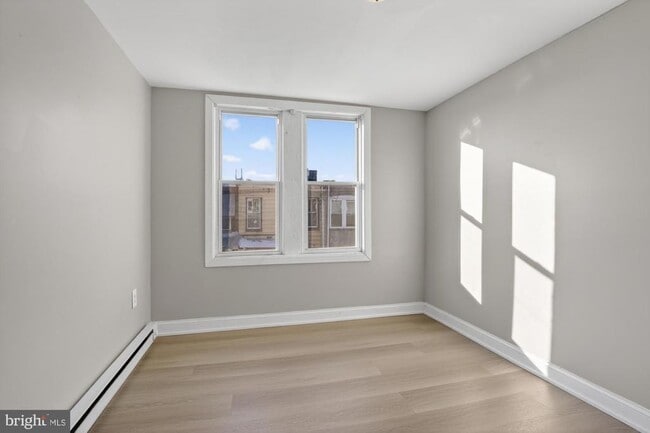 Building Photo - 1640 S 28th St