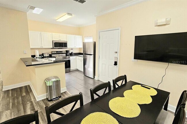 Building Photo - 2954 Lucayan Harbour Cir