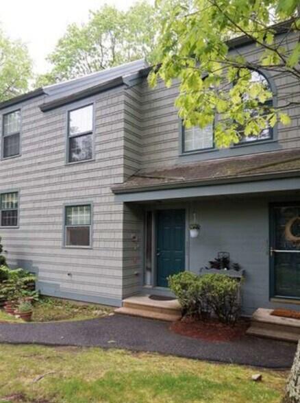 Primary Photo - 1465 Hooksett Rd. Unit 123