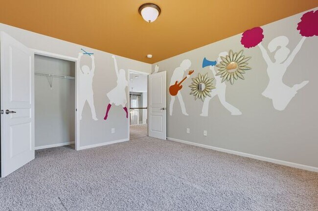 Building Photo - 4269 Woods Creek Ln