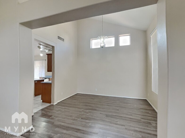 Building Photo - 4109 E Aspen Way