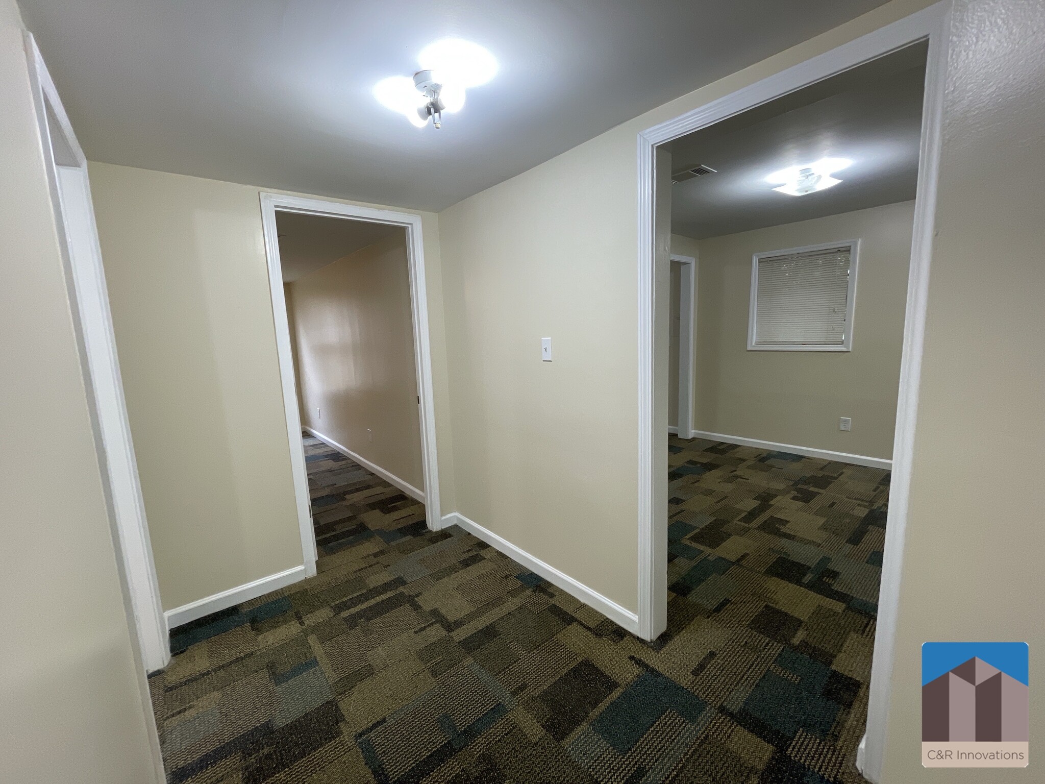 Building Photo - 2595 Woodland Dr NW