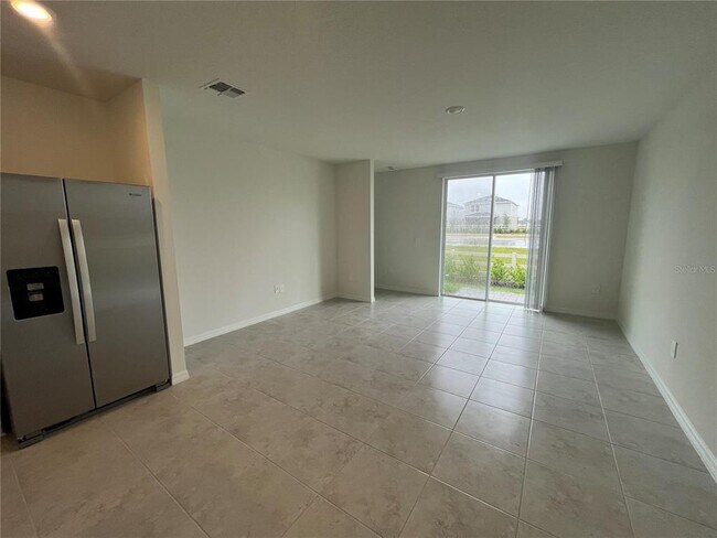 Building Photo - 3889 Giorgio Dr