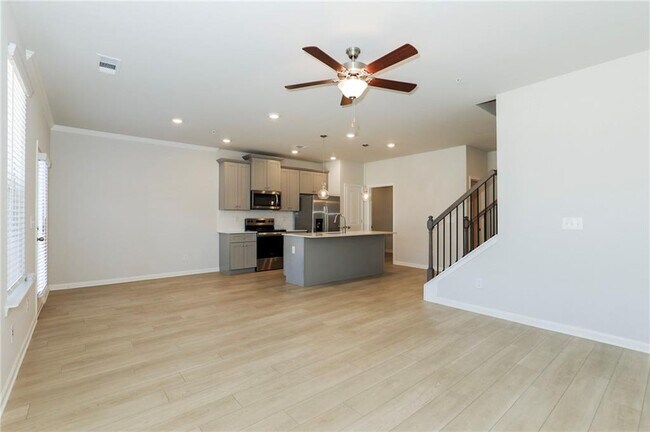 Building Photo - 8143 Tiger Wy