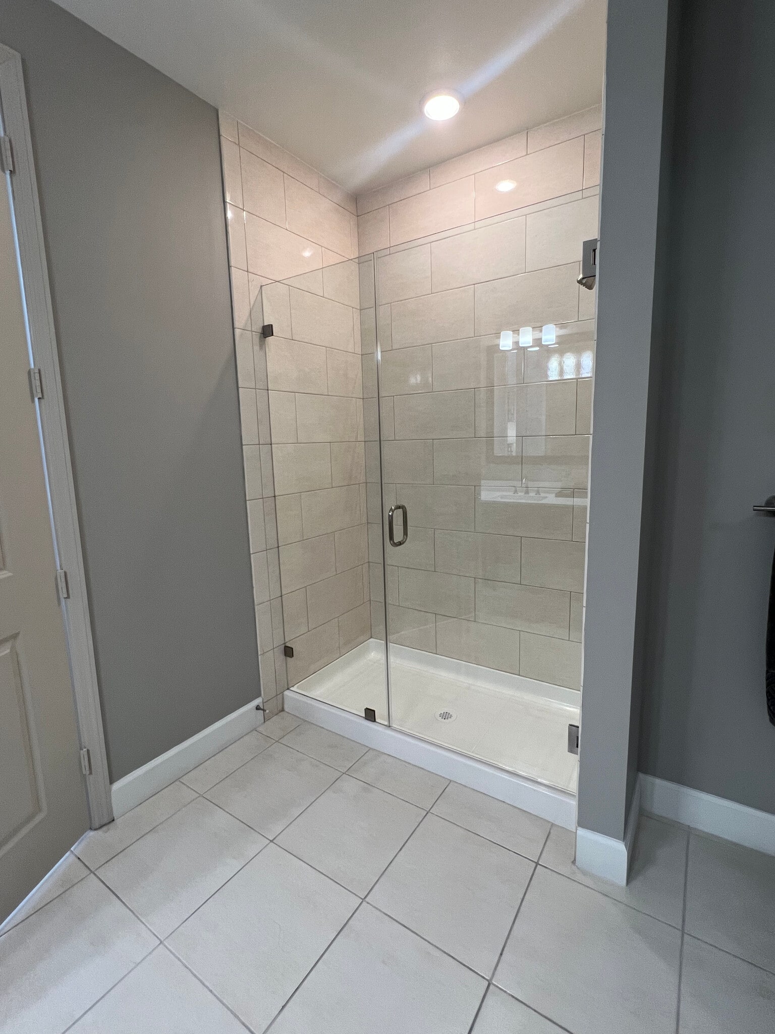 Building Photo - 5084 NW 84th Ave