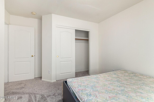 Building Photo - 100 N Bradley Dr