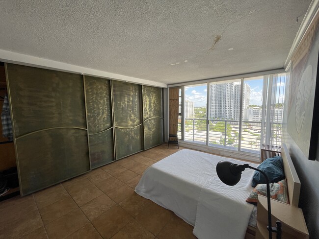 Bedroom - 1720 Harrison St