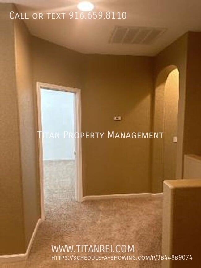 Building Photo - 421 Phoenix Cir