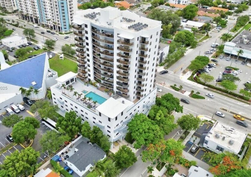 Primary Photo - 2301 SW 27th Ave
